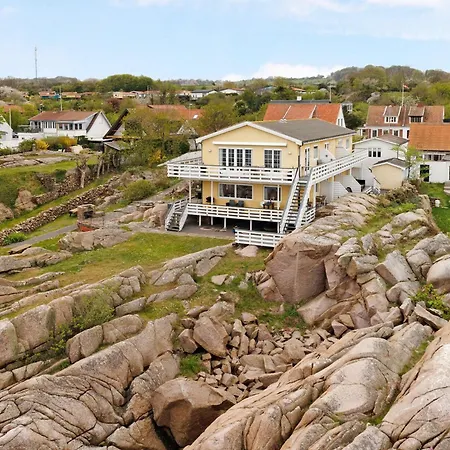 On The Bornholm Cliffs *