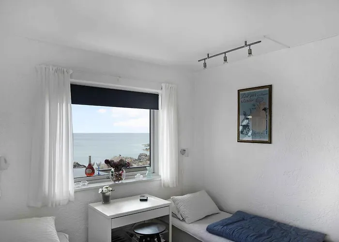On The Bornholm Cliffs Apartment